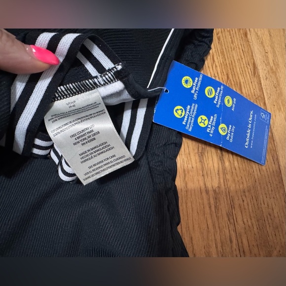 Free Country Track Strap Tankini Top in Black - Picture 6 of 6